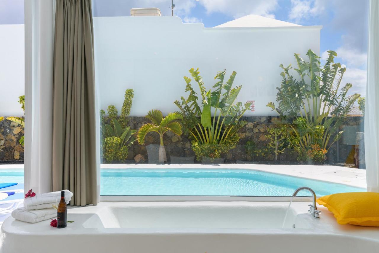 Aquablanca Suite Love Deluxe En Punta Mujeres ภายนอก รูปภาพ